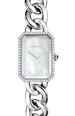  H3253 Chanel Première