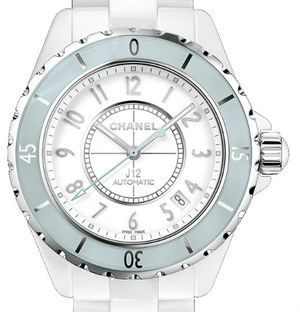 H4464 Chanel J12 White