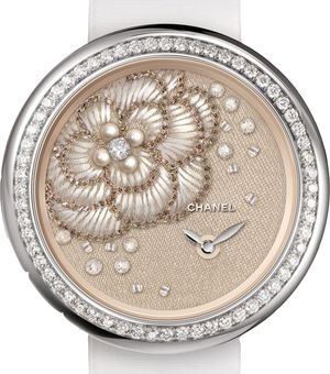 H4409 Chanel Mademoiselle Prive