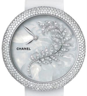 H4587 Chanel Mademoiselle Prive