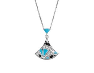 350738 CL857130 Bvlgari Divas Dream
