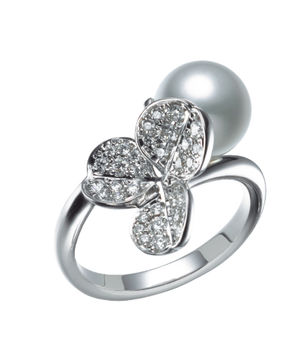 MRQ 10023 ADXW Mikimoto Fortune Leaves