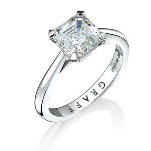 emerald cut GRAFF Engagement Rings
