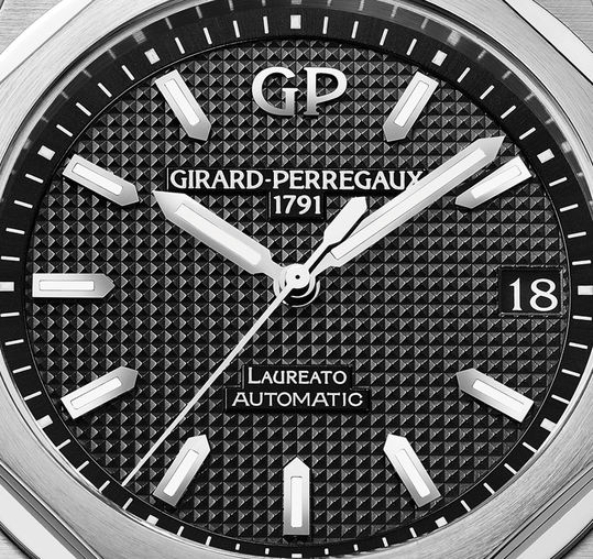 81010-11-634-11A Girard Perregaux Laureato