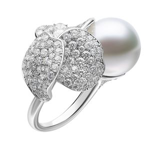 MRQ 10052 NDXW Mikimoto Les Petales Place Vendome