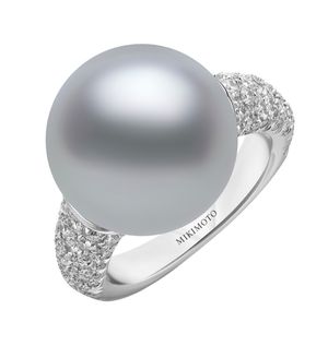 PRE 532 BDW Mikimoto Classic