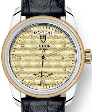 M56003-0029 Tudor Glamour