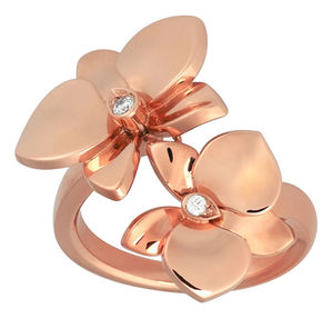 B4083200 Cartier Fauna and Flora