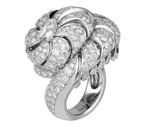 H4242300 Cartier Fauna and Flora