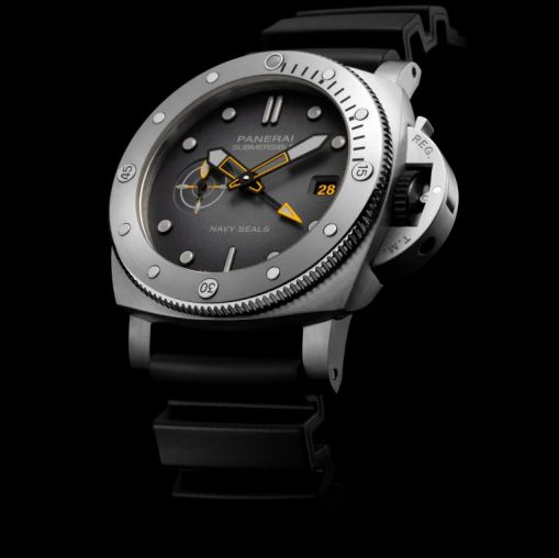 PAM01323 Officine Panerai Submersible