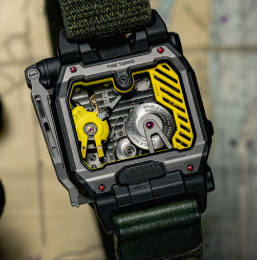 SR-71 Urwerk EMC