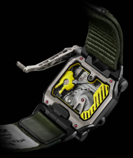 SR-71 Urwerk EMC