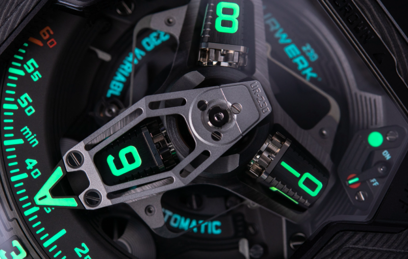 UR-230 Eagle Urwerk UR-230