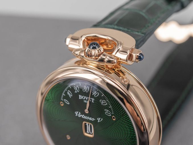 ACHS033 Bovet Fleurier Complications