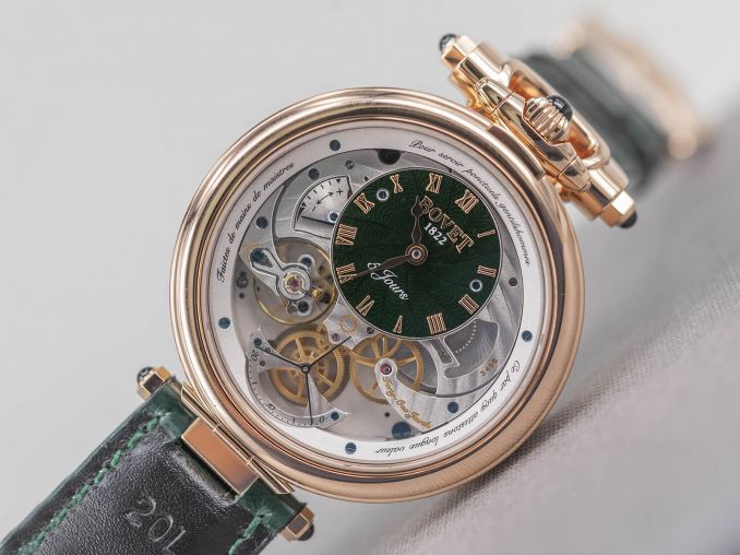 ACHS033 Bovet Fleurier Complications