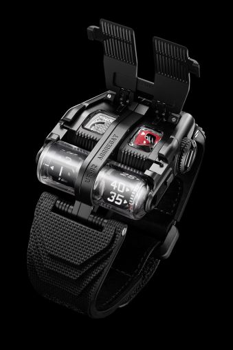 UR-112 Back to Black Urwerk UR-112