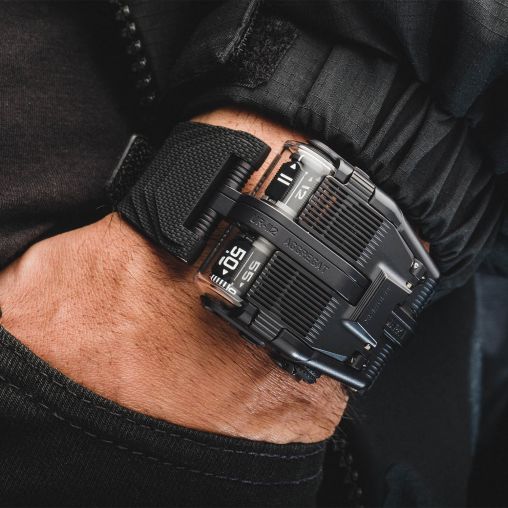 UR-112 Back to Black Urwerk UR-112