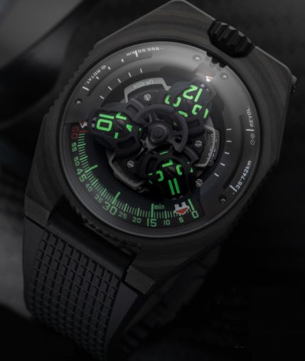 UR-100V Carbon Urwerk UR-100