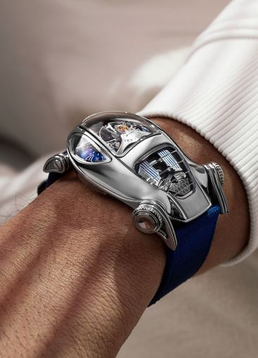 104047 titanium MB&F Performance Art