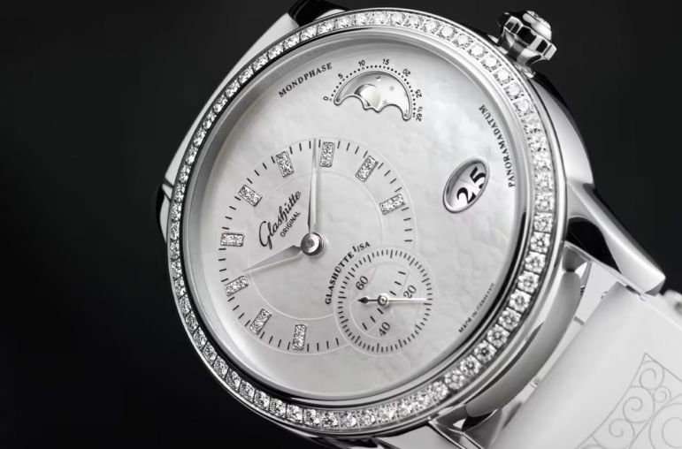 1-90-12-01-12-01 Glashutte Original PanoMatic Luna Ladies