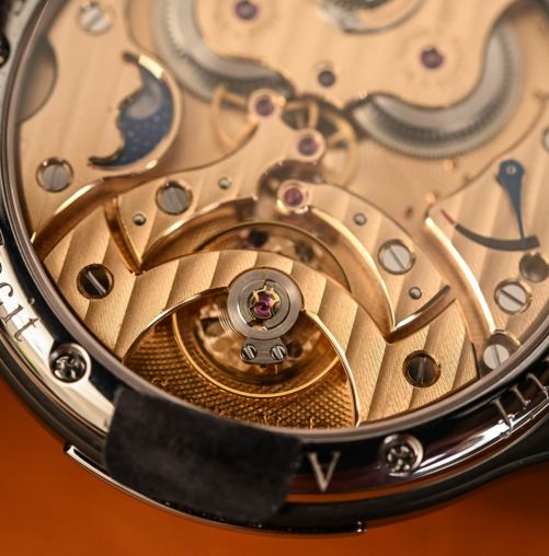 CF F.P.Journe Linesport