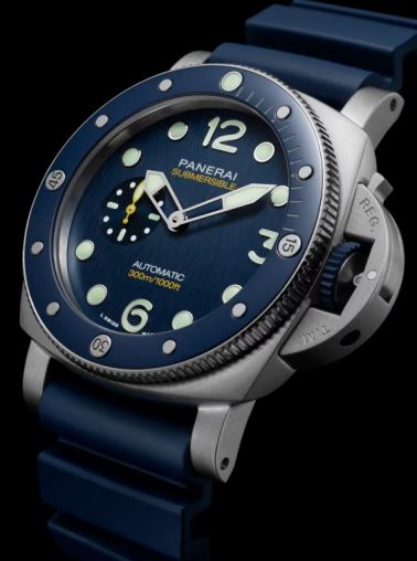 PAM01676 Officine Panerai Submersible