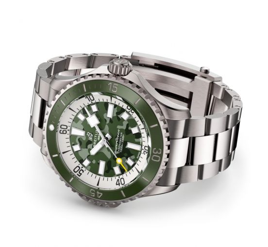 E10379D31L1E1 Breitling Superocean